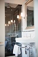 The White Swan Hotel