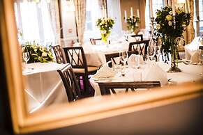 The White Swan Hotel