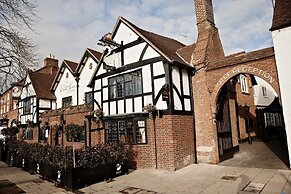 The White Swan Hotel