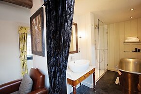 The White Swan Hotel