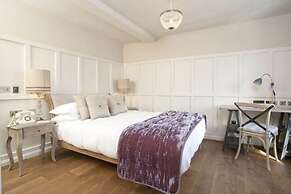 The White Swan Hotel