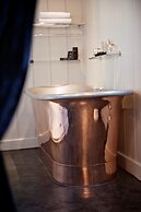 The White Swan Hotel