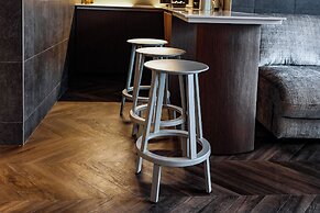 Mana Suites & Sea SPA