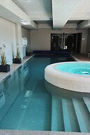 Mana Suites & Sea SPA