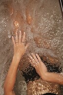 Mana Suites & Sea SPA