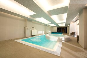 Mana Suites & Sea