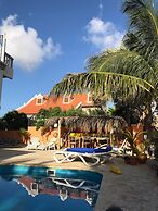Oasis Guesthouse Bonaire Superior Suite