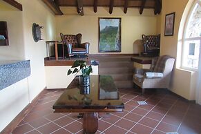 Emafini Country Lodge