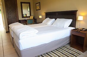 Emafini Country Lodge