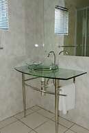 Emafini Country Lodge