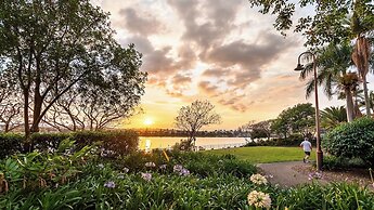 Goldsborough Place Apartments