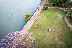 Goldsborough Place Apartments