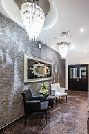 Loumage Hotel & Suites
