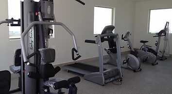 Loumage Hotel & Suites