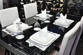 Loumage Hotel & Suites