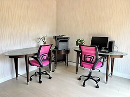 Coast Parksville Hotel