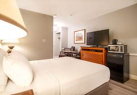 Coast Parksville Hotel