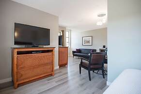 Coast Parksville Hotel