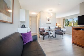 Coast Parksville Hotel