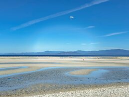 Coast Parksville Hotel