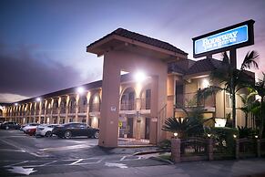 Rodeway Inn & Suites