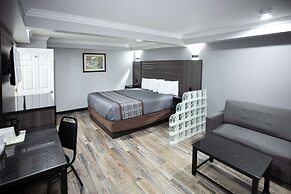 Rodeway Inn & Suites