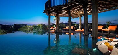 Sun Island Hotel & Spa Legian