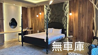 Mulan Motel