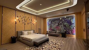 Mulan Motel