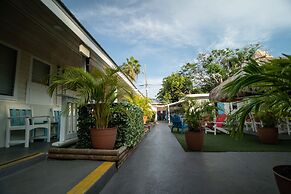 Seashell Motel & Key West Hostel