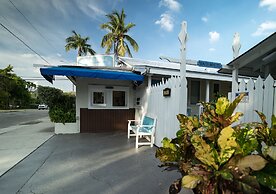 Seashell Motel & Key West Hostel