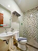 Hotel 88 Embong Kenongo by WH