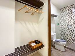 Hotel 88 Embong Kenongo by WH