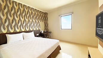 Hotel 88 Embong Kenongo by WH