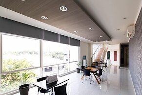 Hotel 88 Embong Kenongo by WH