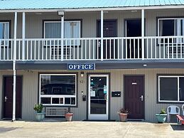 The Royal Victorian Motel