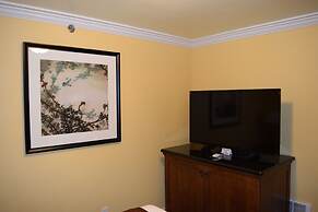 The Royal Victorian Motel