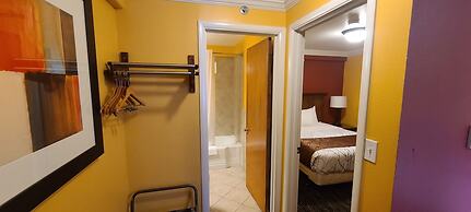 The Royal Victorian Motel