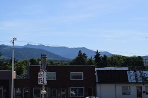 The Royal Victorian Motel