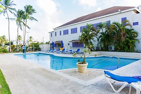 Infinity On The Beach