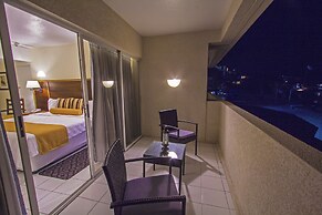 Infinity On The Beach