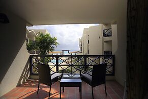 Infinity On The Beach