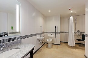 Hampton by Hilton London Waterloo