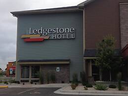 Ledgestone Hotel Billings