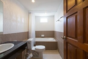 Time Out Hotel Beach Front