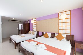 Time Out Hotel Beach Front