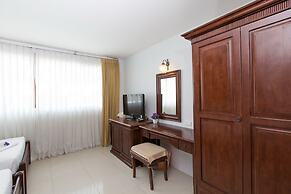 Time Out Hotel Beach Front