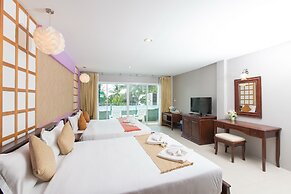 Time Out Hotel Beach Front