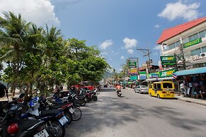 Time Out Hotel Beach Front