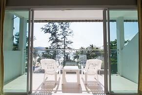 Time Out Hotel Beach Front